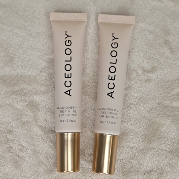 Aceology Passionfruit Refining Lip Scrub - Picture 1 of 5